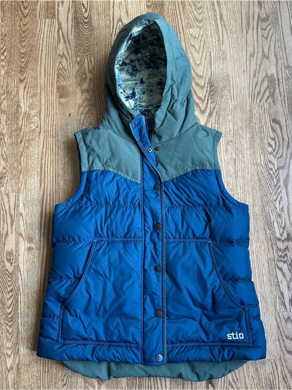 Stio Women’s Turnbolt Down Vest Size Large